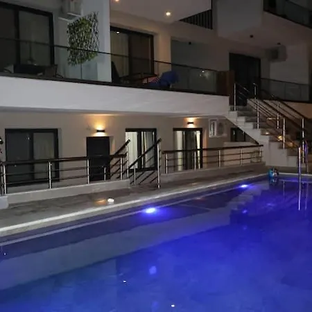 Ellies Modern Haven Kallithea Pool Retreat Kallithea (Chalkidiki)