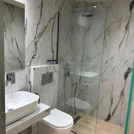 Ellies Modern Haven Kallithea Pool Retreat شقة *